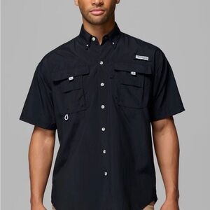 Columbia Men’s Black Short-Sleeve Button-Down Fishing Shirt